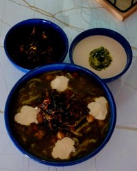 آش رشته نهارامروزمون جاتون سبز