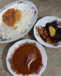 شیرین خورشت وفسنجون مامان پز