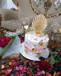 کیک زنانه
