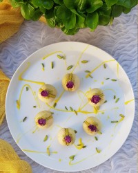 شیرینی پیستاچیو