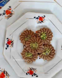 شیرینی سنتی سه آرد