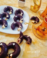 شیرینی ماهک