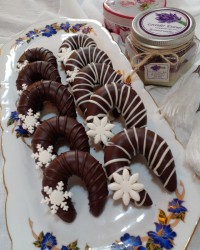 شیرینی ماهک