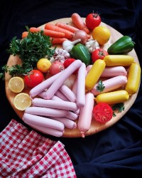 سوسیس خانگی باآموزش نفیسه جون
