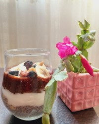 پودینگ دانه چیا موز و شکلات