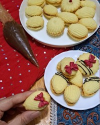 شیرینی آلما