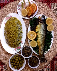 سبزی پلو با ماهی شکم پر