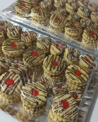 شیرینی سفارشی ورق بزن عزیزم
