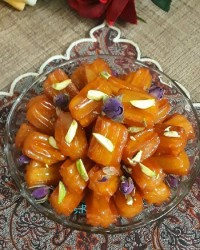 طاعات وعبادات قبول دوستان بامیه تردوعالی برای افطاردرست کردم بردم خونه مادرجان?