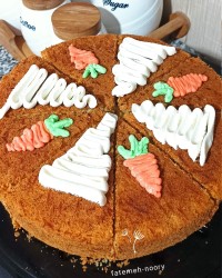 کیک هویج کافیشاپی