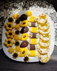 شیرینی گل مینا