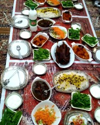 ناهار مهمونی عید بندگی مبارک.