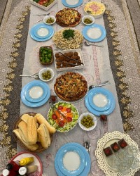 مهمانی دوستانه