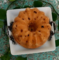 کیک کشمش وگردو