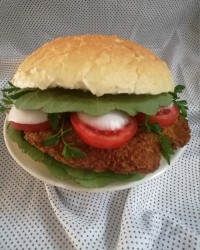 مرغ سوخاری با رزماری و پارمسان