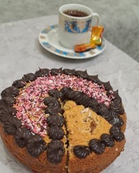کیک نرمینه کافی میکس با گاناش شکلات فوری