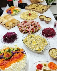 میز پیش غذا