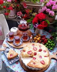 کیک_توت_فرنگی