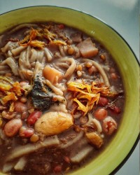 آش رشته ترش