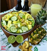 سالاد آناناس و بادام هندی