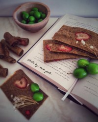 لواشک گوجه سبز