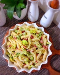 سالاد ماکارونی و بروکلی