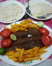 چلو کباب کوبیده .