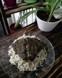 سبزی پلو با کوکو سبزی.