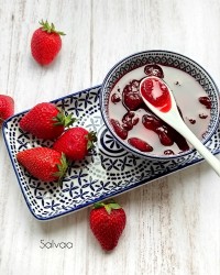 مربا توت فرنگی