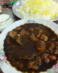 قورمه سبزی