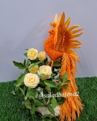 طاووس با هویج