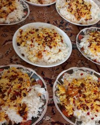 زرشک پلو بامرغ مجلسی