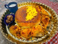 مرغ وحشی (مرغی که بدون اضافه کردن اب پخته میشه)