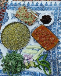 باقالی پلوزعفرونی و خوراک گوشت