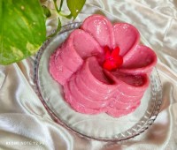 موس توت فرنگی با ژله