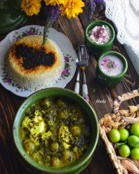 هلی قرو (خورش آلوچه مازندرانی)