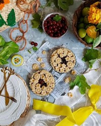 تارت آلبالو