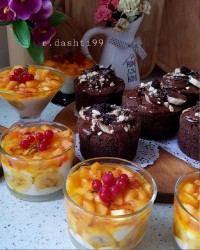 دسر_هلو کاپ_کیک_شکلاتی