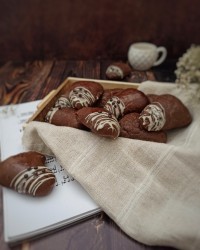 نان شکلاتی مغزدار