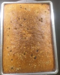 کیک گردو وکشمش