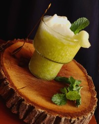 به رنگِ آرامش.