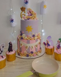 کیک راپونزل