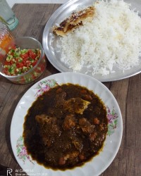 قورمه سبزی