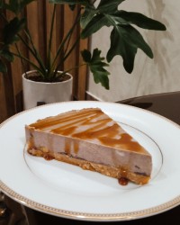 چیز کیک کارامل شکلاتی