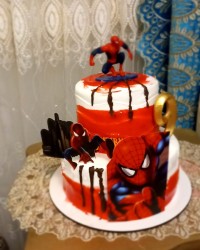 کیک خامه ای تولدت مبارک پسر نازنینم