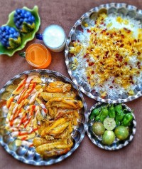 بال مرغ زعفرونی