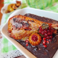 بوقلمون مخصوص با سس رب انار