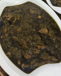 قورمه سبزی 
ورق بزن عزیزم 
