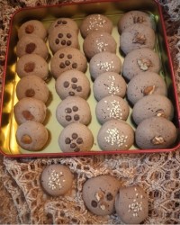 کوکی های شکلاتی(با دستور خوب مامان ماوا جان)