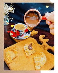 نان کروسان شکلاتی